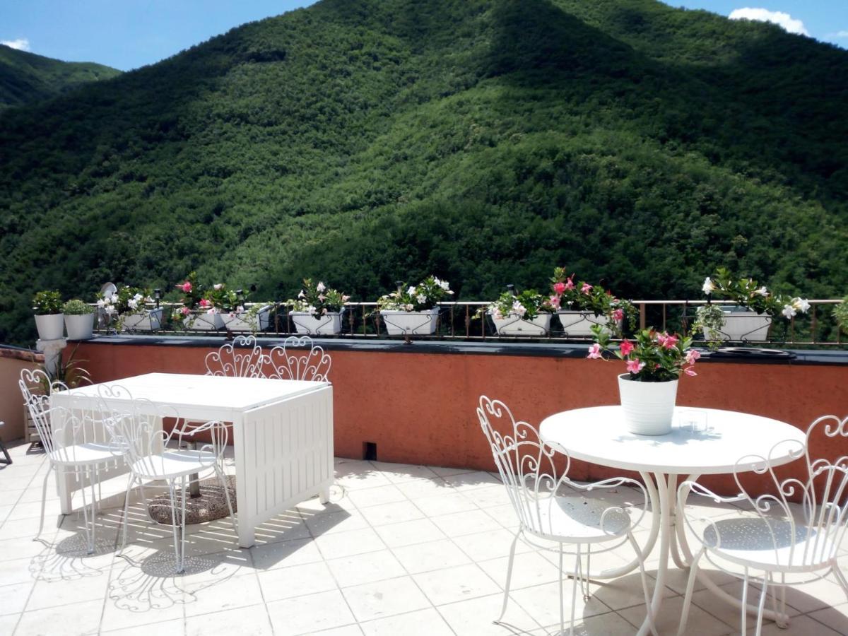 Lo Sporting Bed&Breakfast Nasino Exterior foto